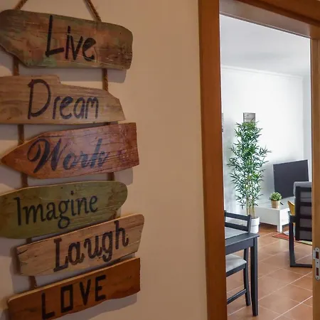 Spacious & Sunny Apartment By Timelystay Apartman Aljezur